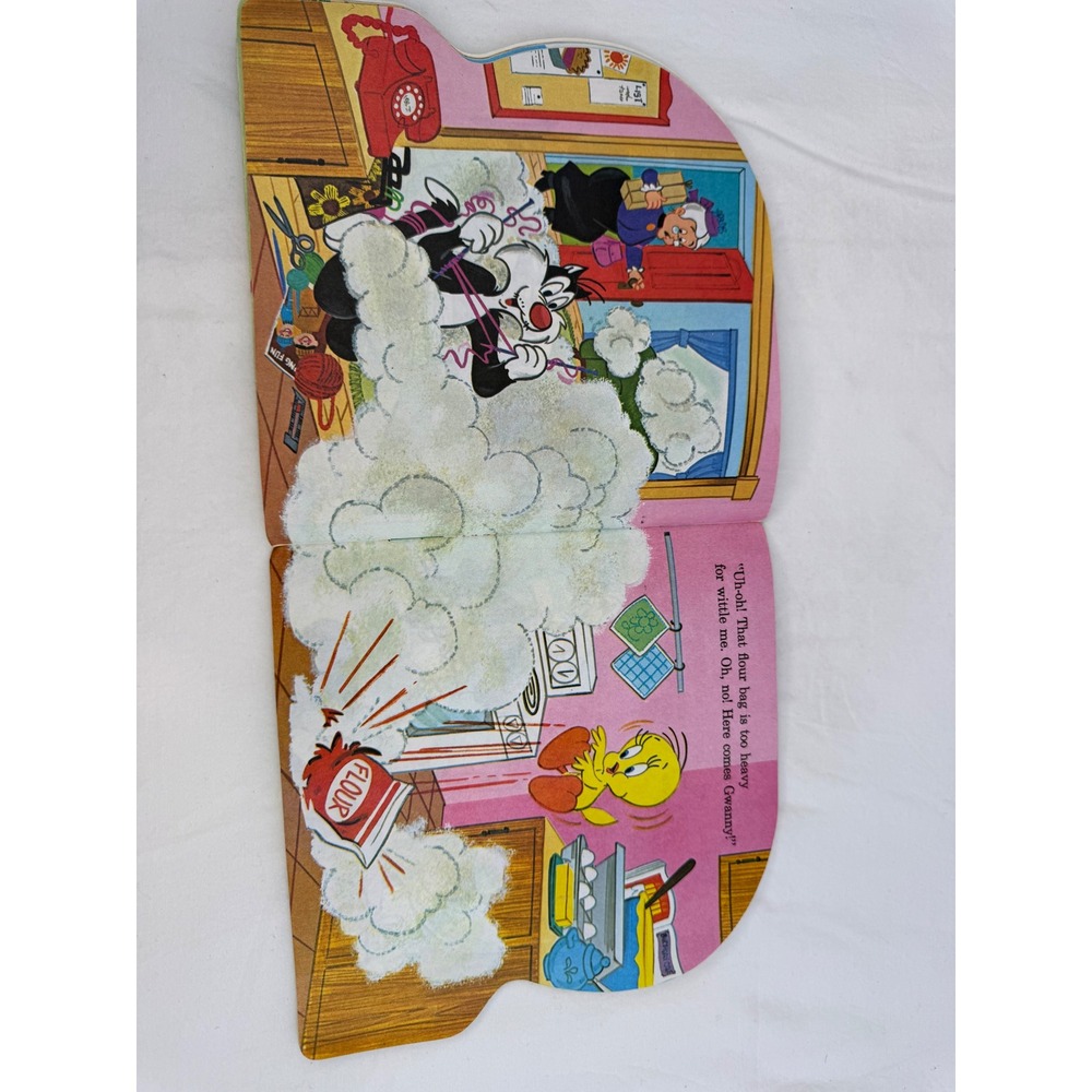 Vintage 1980 The Tweety Book A Golden Shape Book by Donna Kelly - Picture 5 of 7
